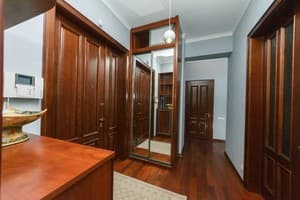 Квартира Almateya. Апартаменты 4-местный Крещатик 23 7