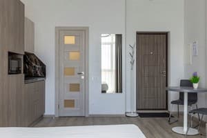 Апарт-отель Barasport city apartments. Апартаменты двухместный DeLuxe Silver Style с панорамным видом 10