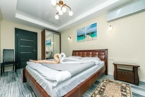 Big Lux Rent на ул. Леси Украинки 1