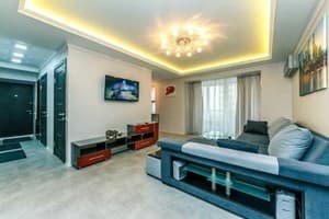 Big Lux Rent на ул. Леси Украинки 3