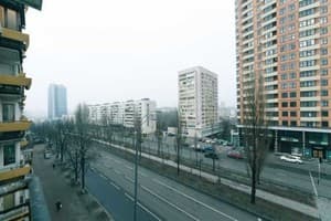 Big Lux Rent на ул. Леси Украинки 6