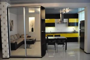 Двухкомнатная, ул. Бориса Гмыри, 4 5