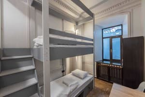 Gar’is hostel Maidan 20