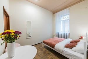 Gar’is hostel Maidan 10