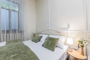 Gar’is hostel Maidan 12