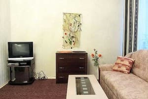 Home Hotel на Подоле ул. Ярославская, 15/23 3