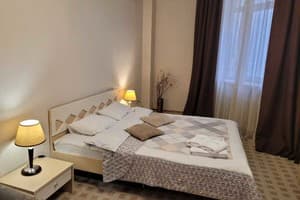 Home Hotel ул. Крещатик, 27 4