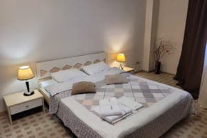 Home Hotel ул. Крещатик, 27 5