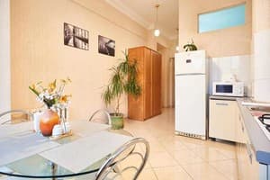 Home Hotel ул. Крещатик, 27 13