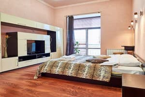 Home Hotel ул. Лысенко 1 2