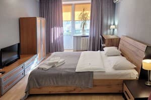 Home Hotel ул. Малая Житомирская, 10-1 2