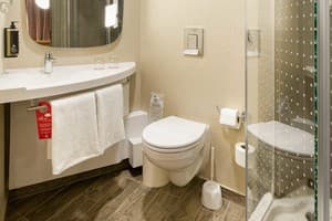 Ibis Kyiv Railway Station 7