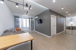 ЖК Seven, Днепровская Набережная 8