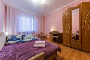 Квартира КиевКвартОтель. Апартаменты 6-местный  трехкомнатные  возле метро Академгородок 15