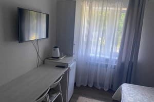 Ольжича 45 Б 7