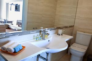 Седьмое небо на ул. Коновальца, 3 9