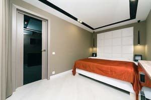 бульвар Леси Украинки 16 а 8