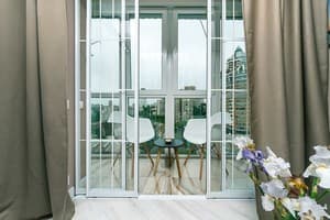 бульвар Леси Украинки 16 а 17