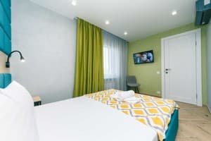 бульвар Леси Украинки 3 3