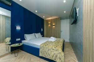 бульвар Леси Украинки 3 6