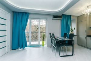 двухкомнатная на ул. Кловский спуск 14 Б 5