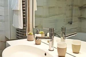 на ул. Бассейна, 12 12