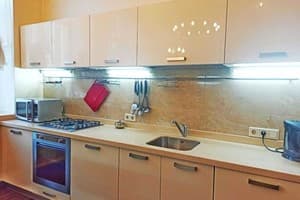 на ул. Бассейна, 12 9