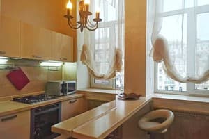 на ул. Бассейна, 12 10