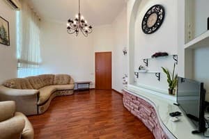 ул. Лютеранская 7 6